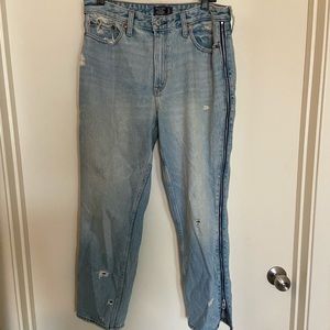 Abercrombie and Fitch high rise girlfriend size 31